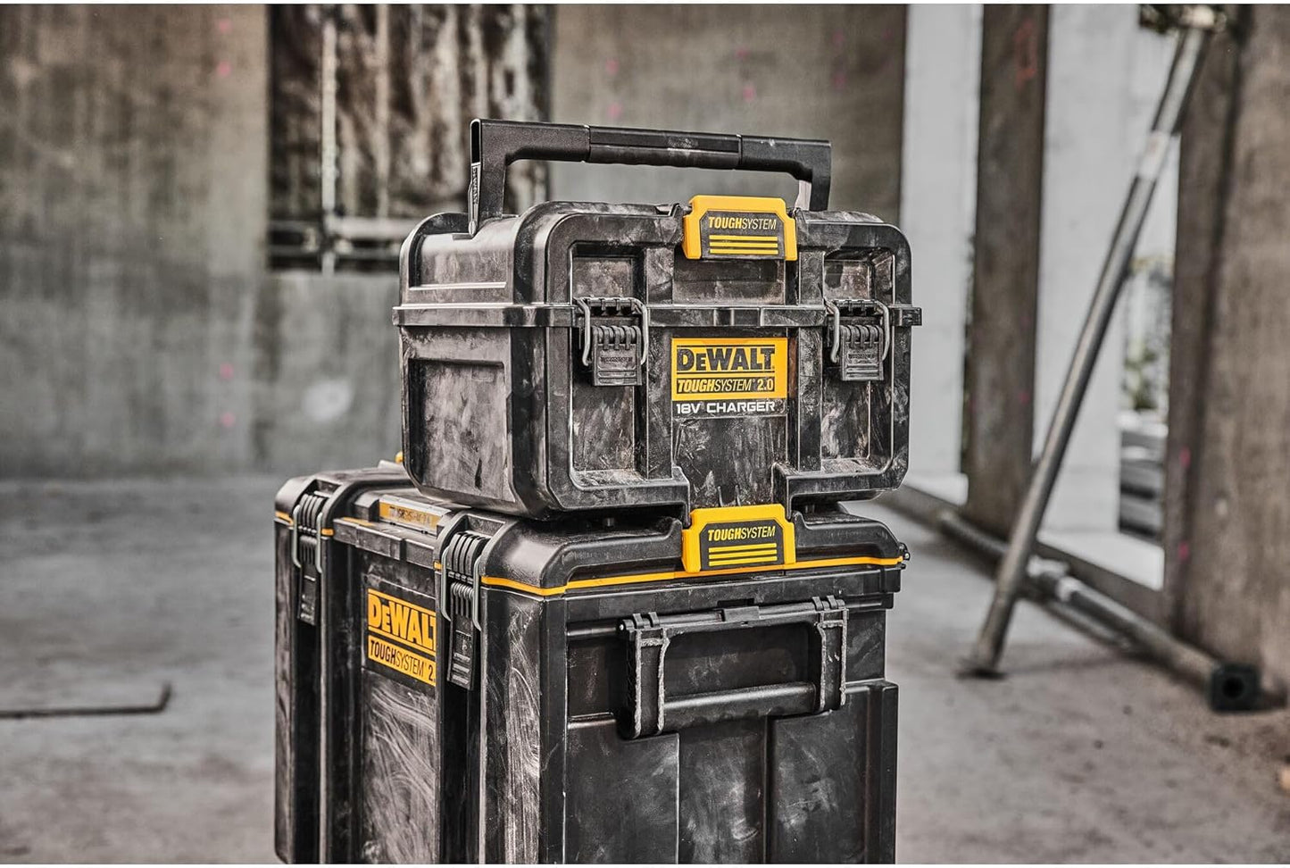 Double XR 18V / FLEXVOLT 4A Charger DWST83471-QW